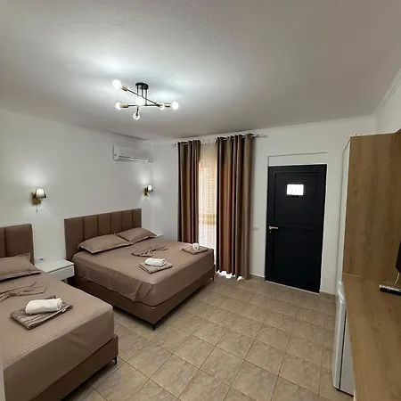 Mei Apartments Apartmán Sarandë